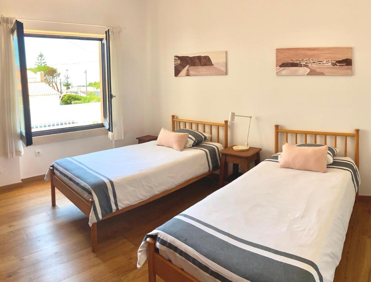 Colares Beach House, Pool Child Friendly Esterno foto