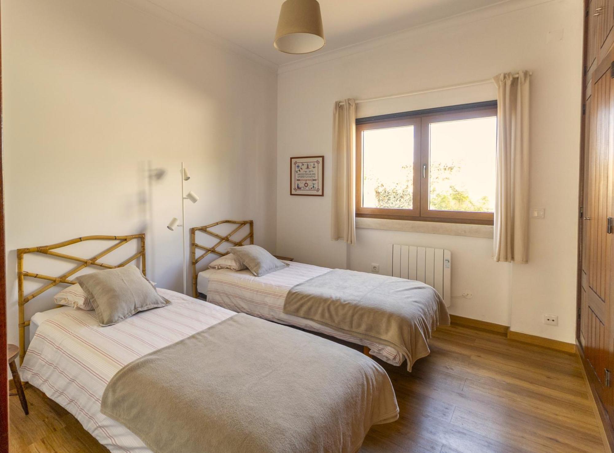 Colares Beach House, Pool Child Friendly Esterno foto