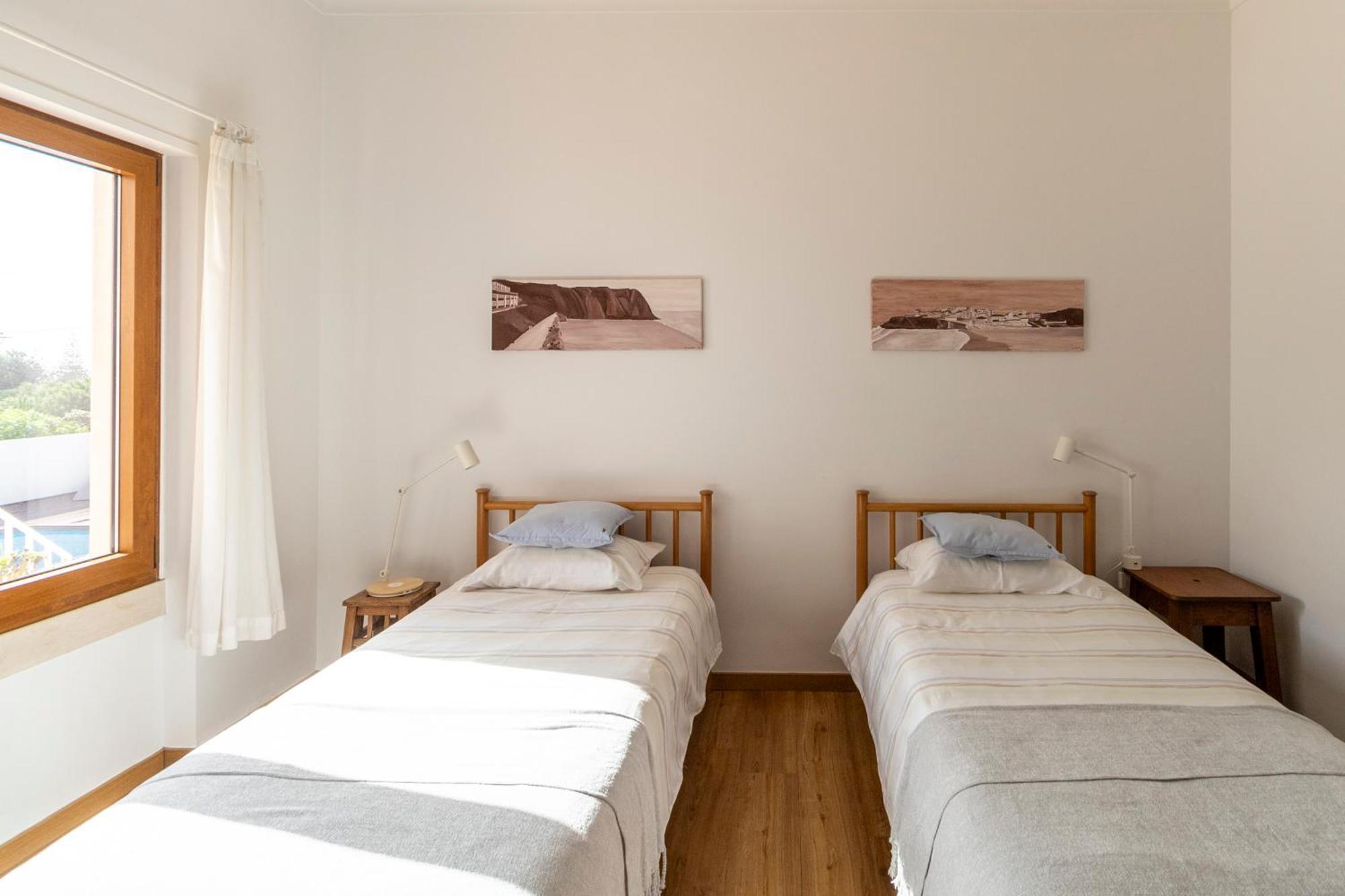 Colares Beach House, Pool Child Friendly Esterno foto